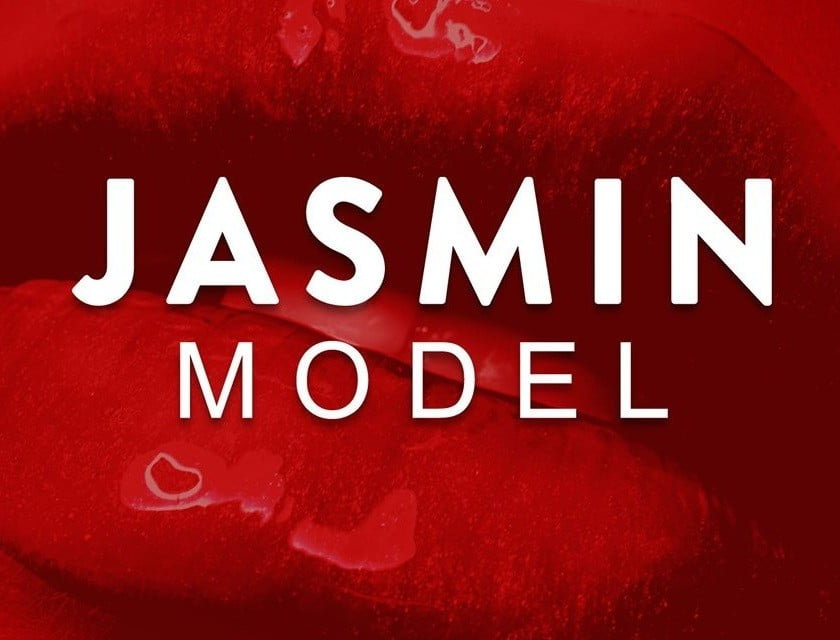 Sexy pic of KiraBills